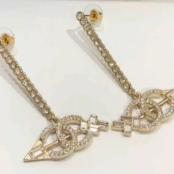 CHANEL CC Logos Rhinestone Arrow Stud Earrings Gold Tone B23C Auth w/Box - Picture 8 of 16